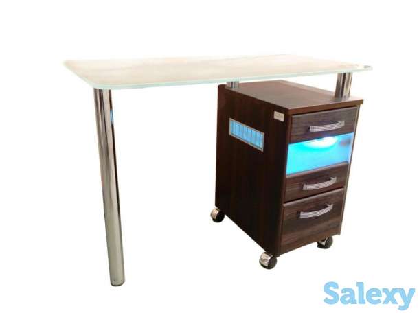 Стол маникюрный с 1 тумбой, со стеклянной столешницей и УФ-блоком, фотография 1