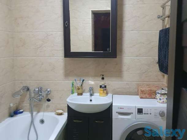 Продаётся 3-комнатная квартира от первых хозяевв хорошем состоянии находится в золотом квадрате!, фотография 11