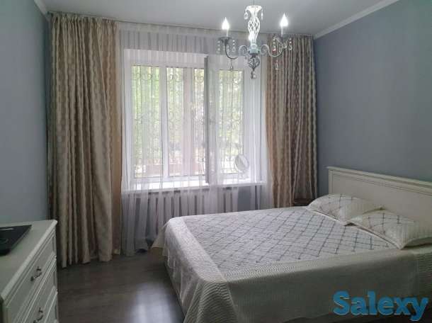 Продаётся 3-комнатная квартира от первых хозяевв хорошем состоянии находится в золотом квадрате!, фотография 5