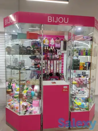 Продам бутик в торговом центре Жаннур, Абая 48, фотография 3