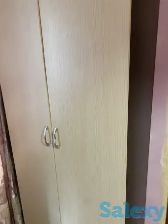 шкаф бежевый для одежды, фотография 3