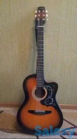 Эстрадная гитара, фотография 1