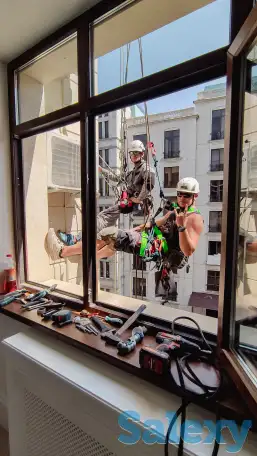 Монтаж систем кондиционирования / Установка внешнего блока кондиционера / Высотные работы / Альпинисты, фотография 2