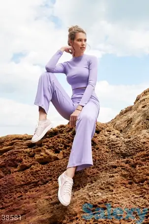 Трикотажный костюм-тройка, фотография 1