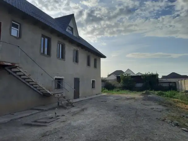 Продам 2-х этажный дом, Жамбылская область, Жамбылский район, Каратюбинский с/о, массив Дорожник, улица, фотография 2