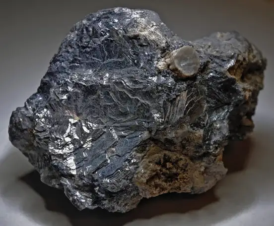 Сурьма: гранулы, фотография 1