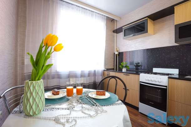 Уютная квартира посуточно!, Наримановская 64, фотография 2