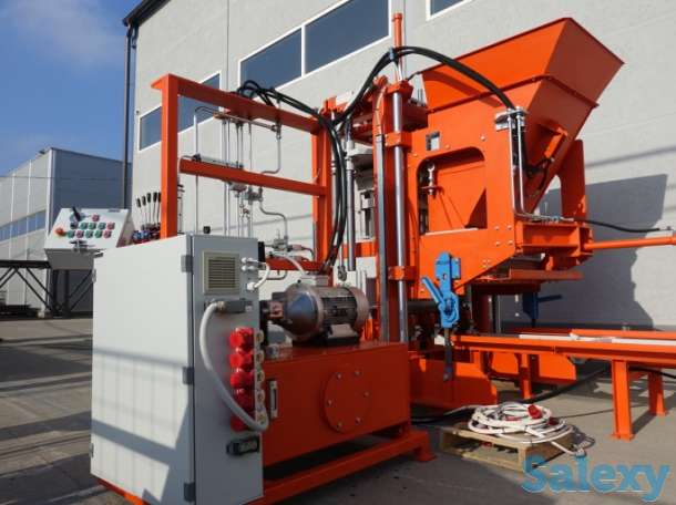 Вибропресс для блоков, плитки, бордюров Sumab R-300L, фотография 1