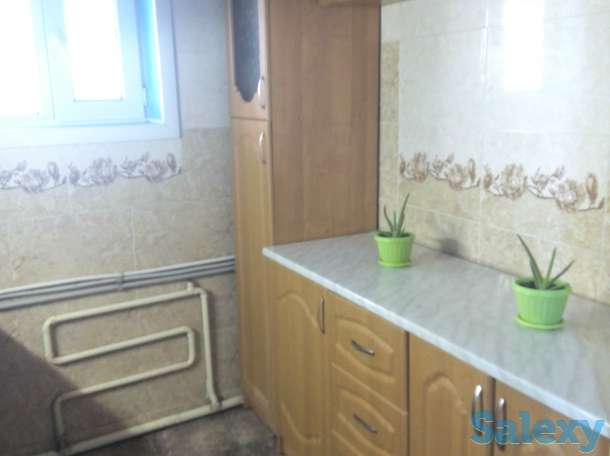 Дом на станции 3 коме, баня, гараж, летн кухня, ход постройки, с/у в доме, погреб, бассейн,  6 соток, сад, огород., фотография 7