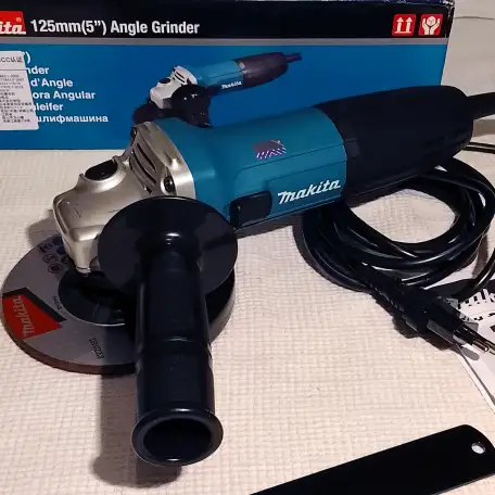 Makita GA 125 мм 720 Вт, фотография 1