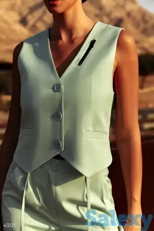 Жилет классического кроя, фотография 1
