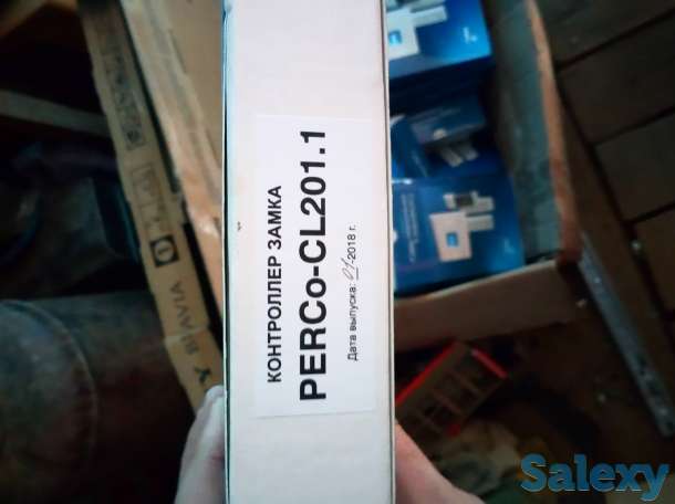 Контроллер замка со встроенным считывателем карт, фотография 2