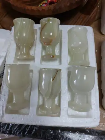 Сувениры из оникс РЮМКИ, фотография 3