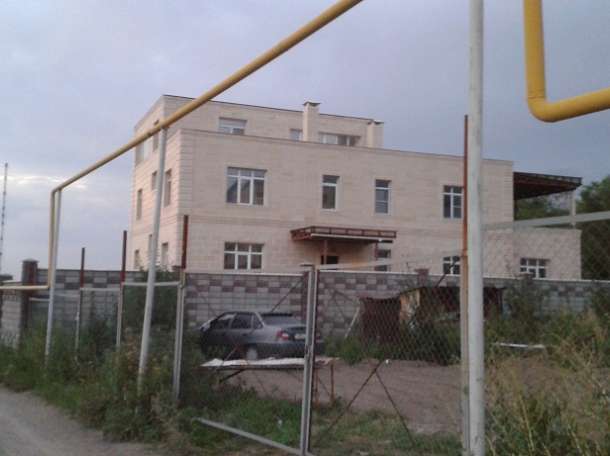 Жилой дом. Общая площадь 730 м2, фотография 1