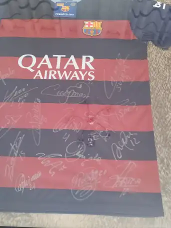 Футболка с автографами игроков FC Barcelona, фотография 5