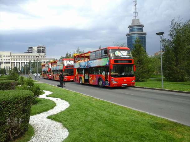 Обзорная экскурсия по Астане на двухэтажном красном автобусе от 1000 тг!, фотография 1