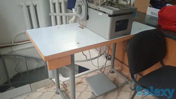 Петельная промышленная машинка, фотография 1