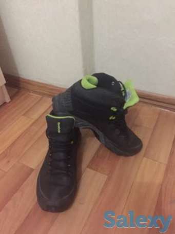 Продам ботинки спортивные, фотография 1