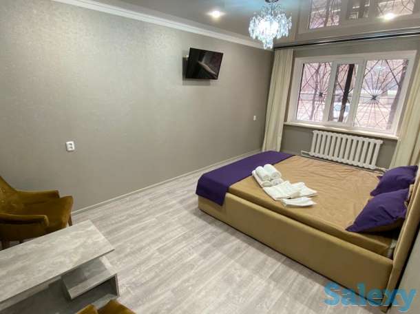 Аренда квартиры. Посуточно. Центр., Пр.Металлургов 30/1, фотография 2