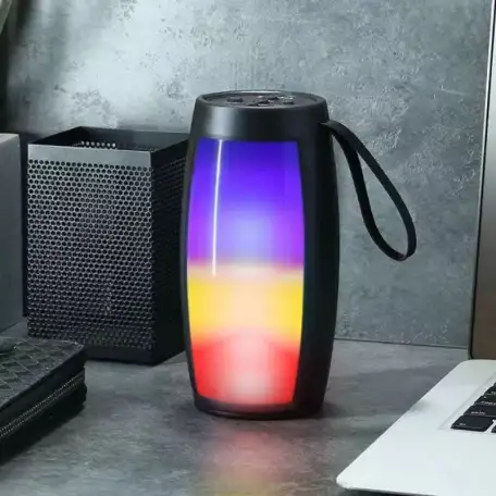 Портативная Bluetooth колонка с цветомузыкой, фотография 1