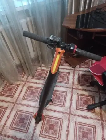 Самокат на запчасти, фотография 1