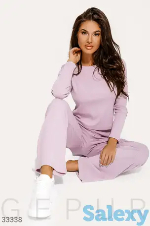 Лавандовый трикотажный костюм, фотография 1