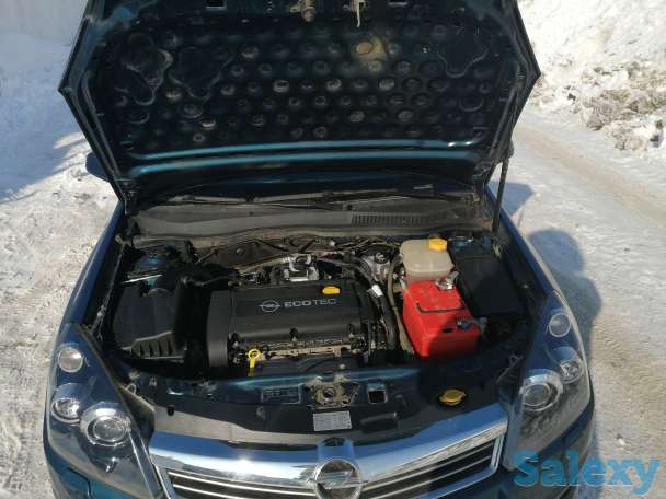 Опель Астра J 2007г. Opel Astra, фотография 7