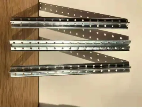 Станок для изготовления перфорированных профилей маячковых 186, фотография 2