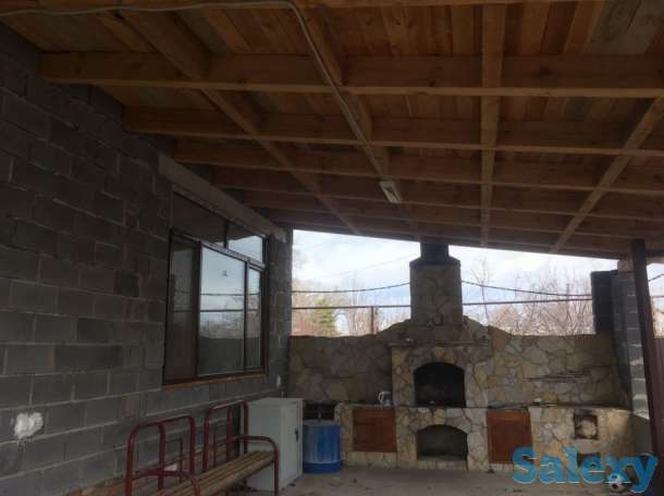 Продам участок с домом Район Самал 3 газ, свет, центральное водоснабжение, колодец, полностью огорожен, асфальт, дом нов, фотография 1