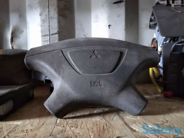 Mitsubishi Montero Sport  аэрбаг, фотография 1