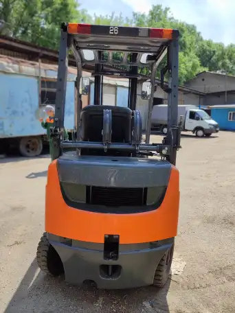 Вилочный погрузчик Toyota 8FG15 из Японии, фотография 7