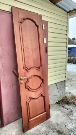 Деревянные двери, фотография 1