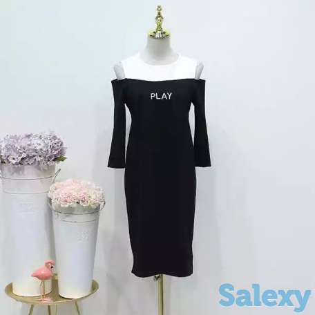 Платье с открытыми плечами, фотография 1