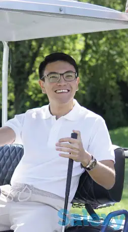 Аналитик, фотография 1