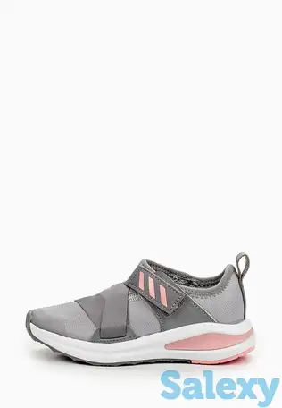 Кроссовки adidas, фотография 1