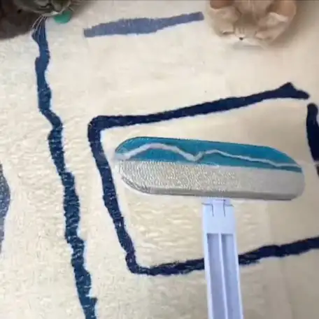 Щётка для сбора шерсти с ковров новая, фотография 2