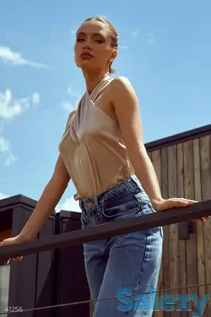 Топ-халтер из шелка, фотография 1