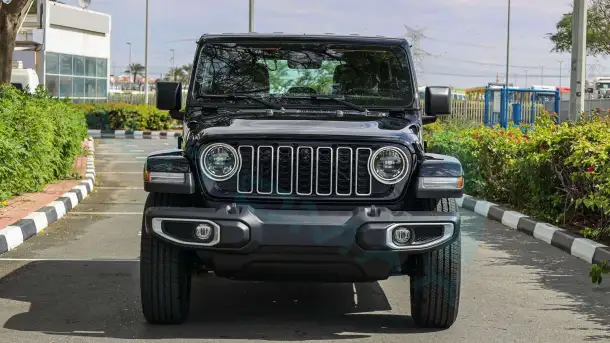 Jeep Wrangler Unlimited Sahara, фотография 2