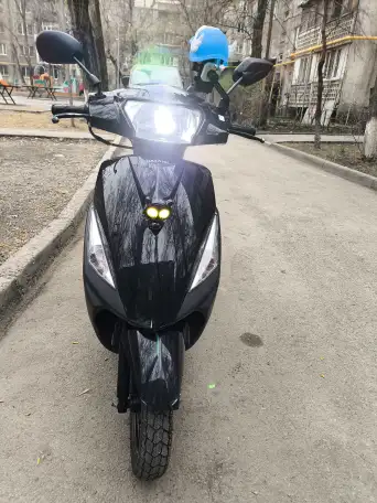 Даянг мопед 49 куб продам едет на ходу минусов нет, фотография 1