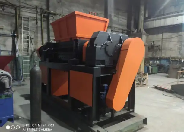 Шредер промышленный, фотография 1