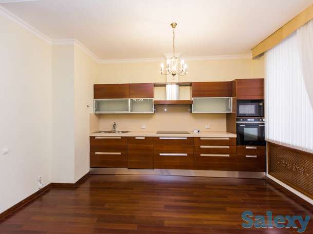 4-комнатная квартира, 172.5 м², 5/7 этаж, Кажымукана, фотография 2