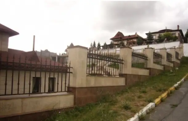 Заборы из гранита и мрамора, делаем монтаж. 20 лет опыта, замеры - бесплатно, фотография 1