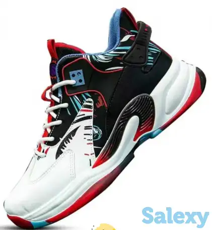 Кроссовки, фотография 2