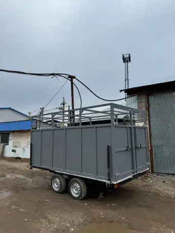 Прицепы  Коневозки  Бытовки  Ангары, фотография 1