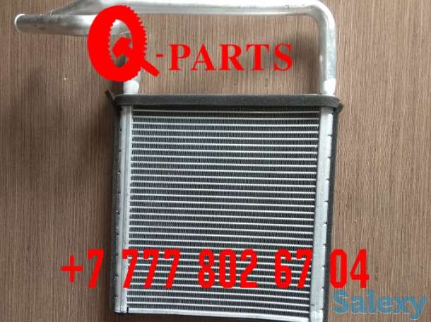 Радиатор печки для двигателя Cummins на экскаватор Hyundai Robex R520LC-9., фотография 1