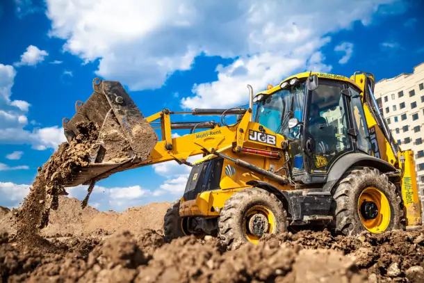 Заказ экскаватора-погрузчика в Усть-Каменогорске!, фотография 1