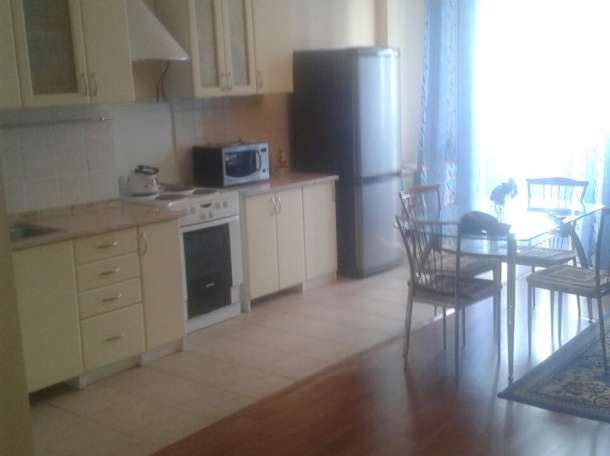 1 комнатная квартира посуточно, ул. Масанчи угол ул. Абая, фотография 1