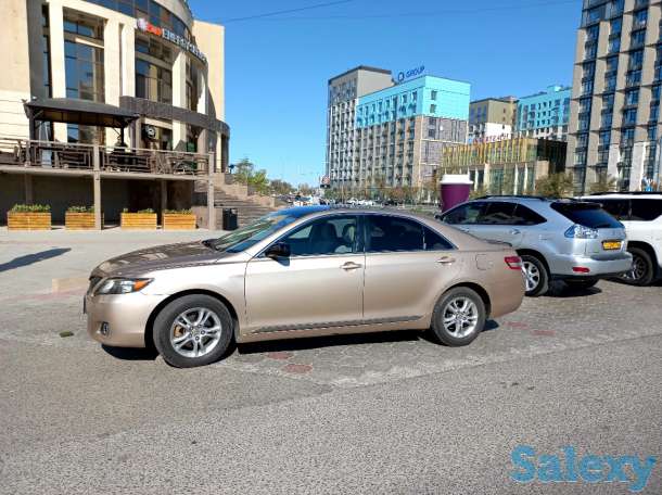 Автомашина Toyota Camry, фотография 4