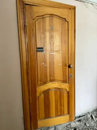 Продам межкомнатные деревянные двери, фотография 1