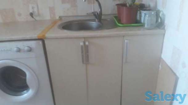 Продам кухонный гарнитур и стиральную машинку, фотография 1